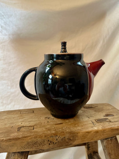 Eternal love revolve teapot