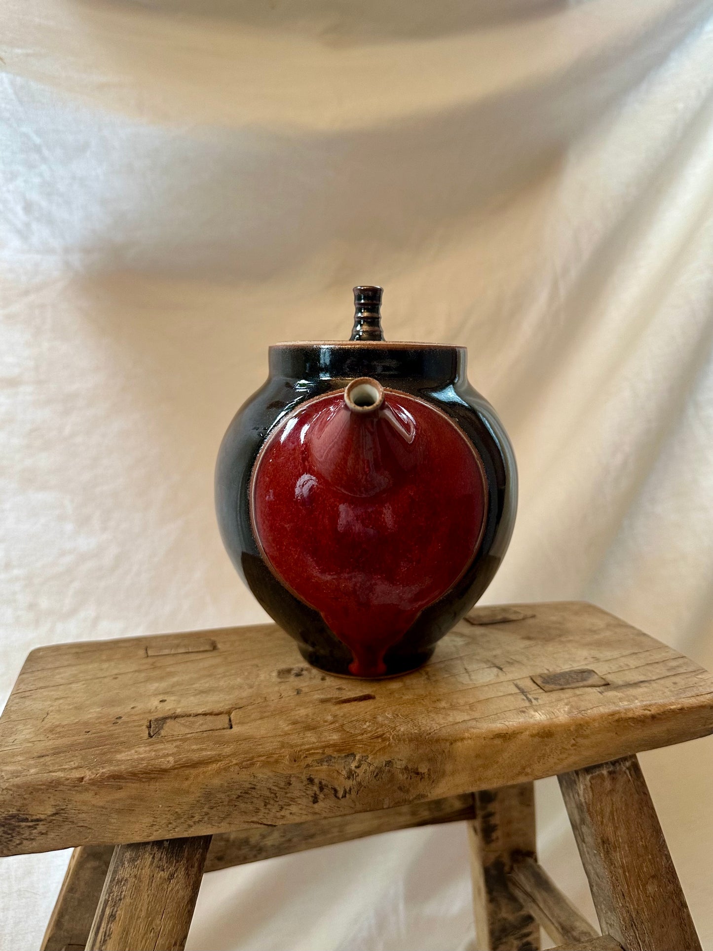 Eternal love revolve teapot