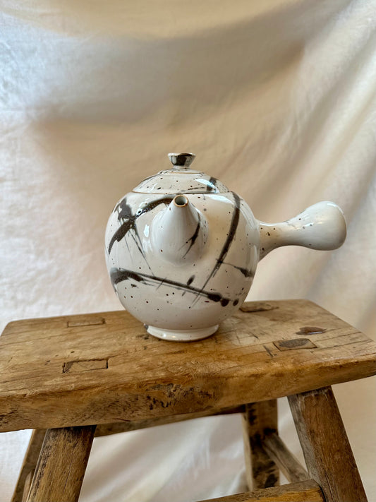 Snow forest kyusu revolve teapot