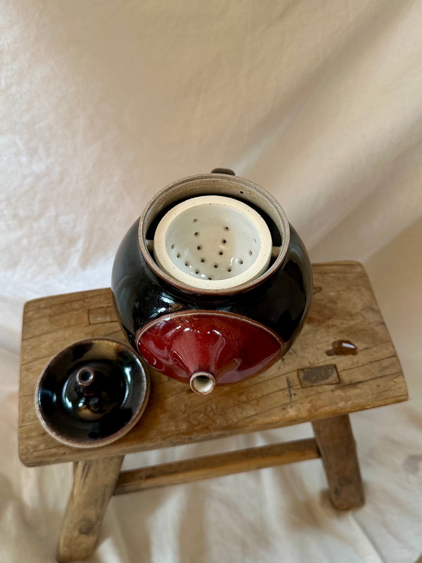 Eternal love revolve teapot
