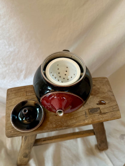 Eternal love revolve teapot